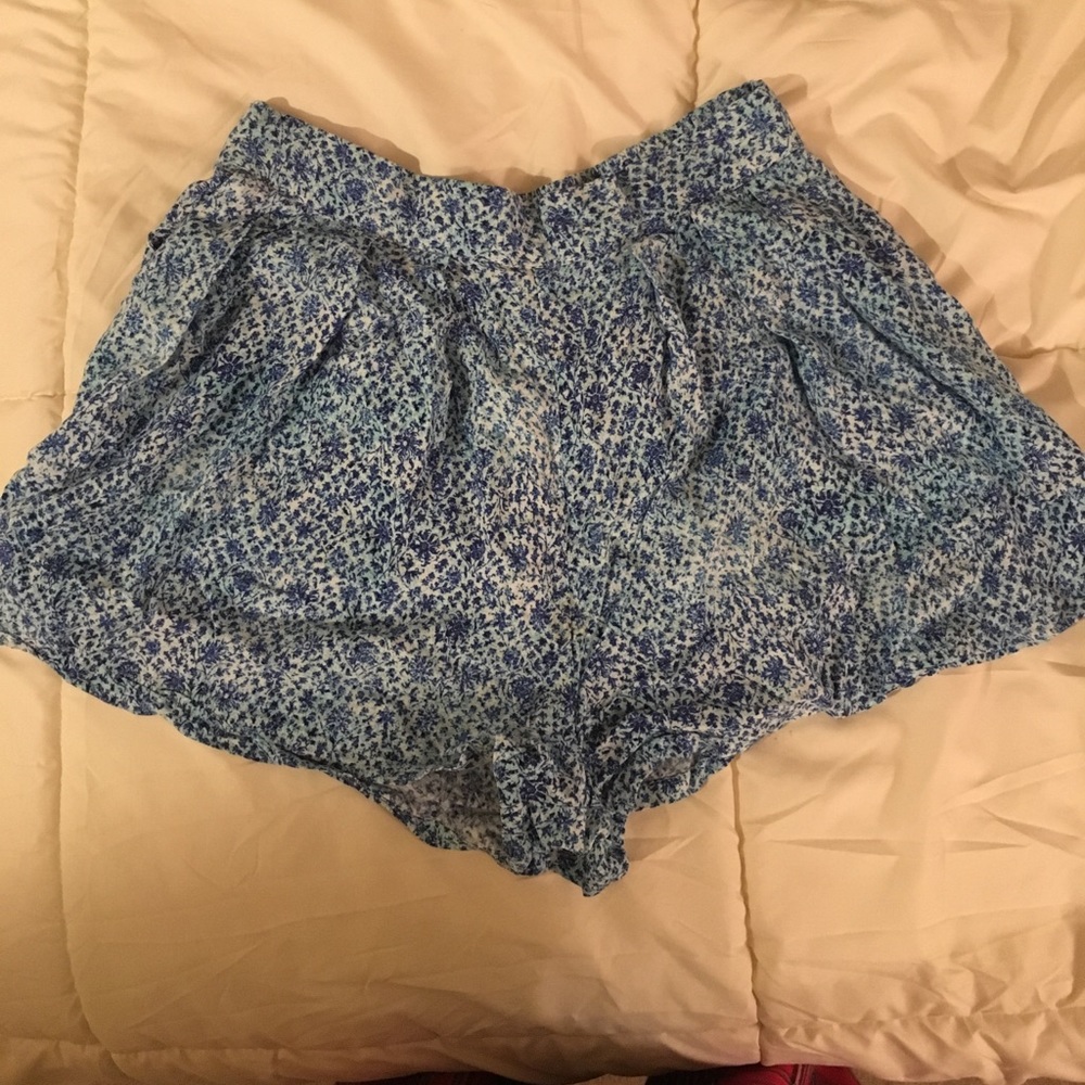 Flowy bottoms